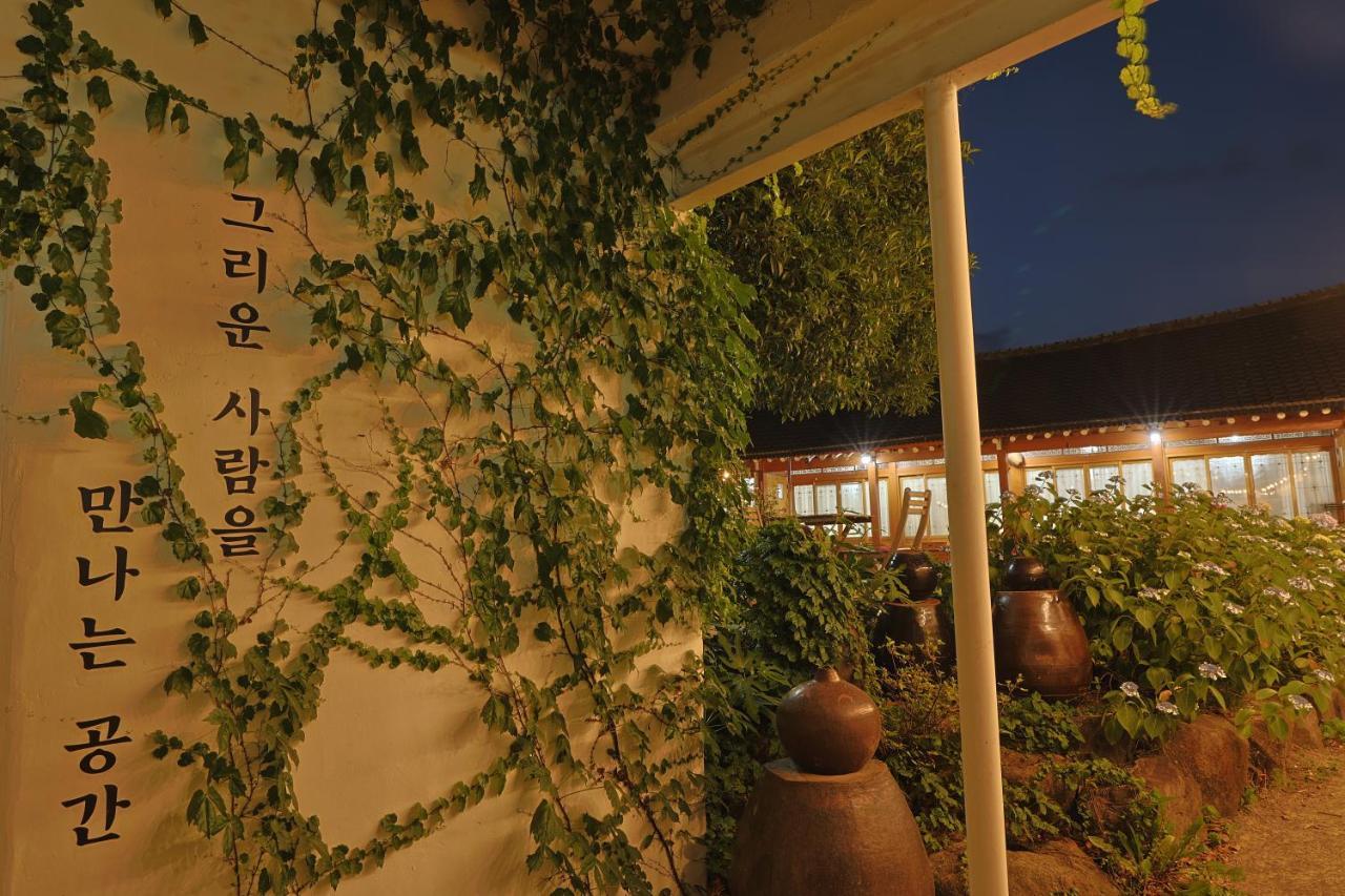 Daoljae Hanok Pension Suncheon Eksteriør billede
